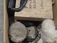 Lot 48 - lot schuurschijfjes - afbeelding 1 van  3
