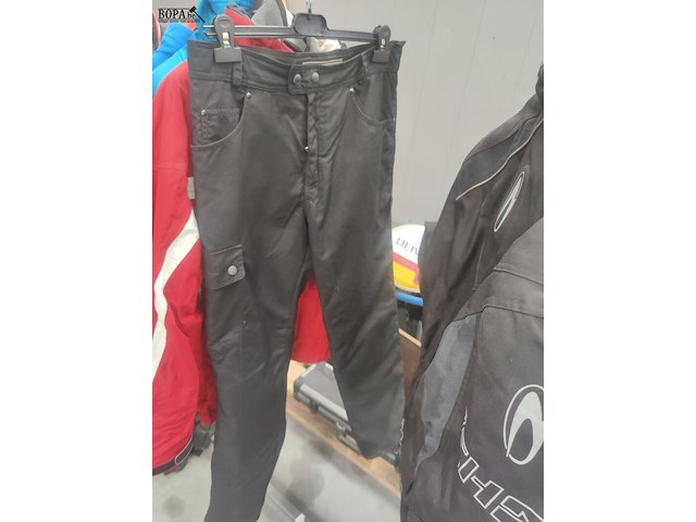 Lot 48 - motorkledij - 3 stuks - afbeelding 6 van  7