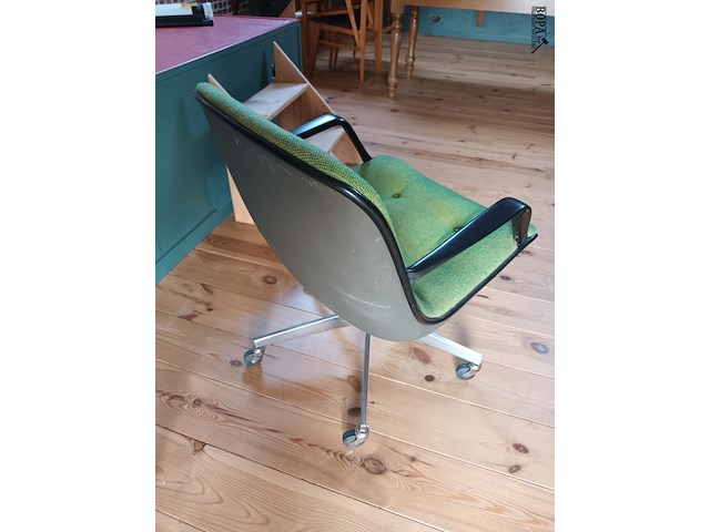 Lot 48 - retro bureaustoel - afbeelding 2 van  3