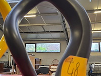 Lot 48 - sculpturen naar kunstenaar nick ervinck 2 stuks - afbeelding 2 van  3