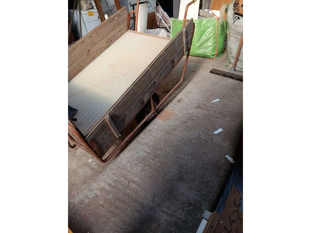 Lot 48 - steekkar - afbeelding 2 van  2