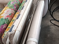 Lot 48 - tuinbed. 2 stuks - afbeelding 2 van  3