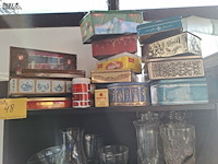 Lot 48 - vintage blikken dozen allerlei - afbeelding 1 van  4