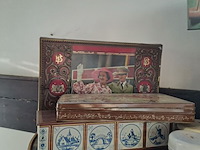 Lot 48 - vintage blikken dozen allerlei - afbeelding 2 van  4