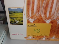 Lot 48 - wijnglazen - afbeelding 2 van  3
