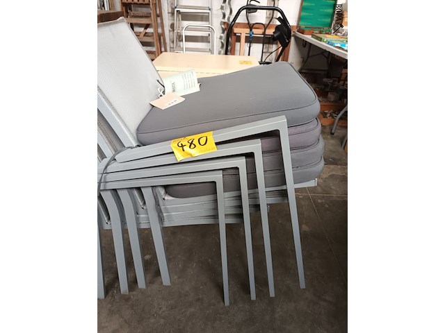 Lot 480 - tuinstoelen bristol met kussens. 4 stuks - afbeelding 3 van  4