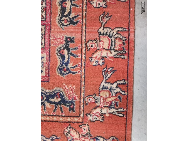 Lot 482 - handgeweven oosters tapijt - afbeelding 2 van  5