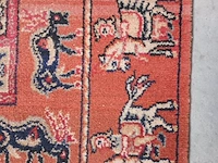 Lot 482 - handgeweven oosters tapijt - afbeelding 2 van  5