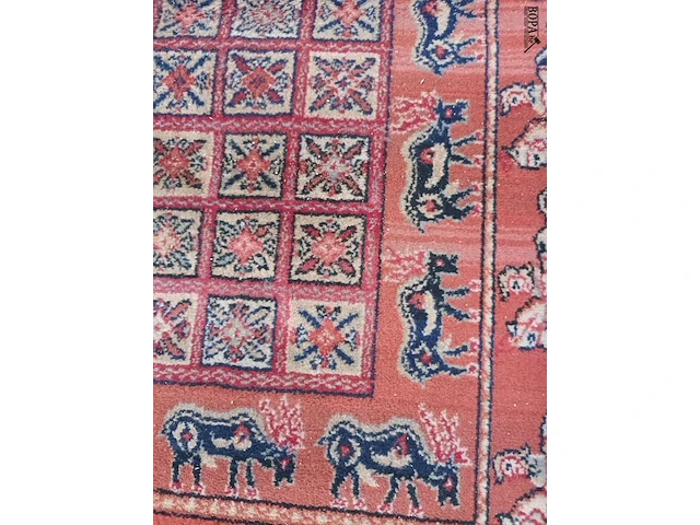 Lot 482 - handgeweven oosters tapijt - afbeelding 3 van  5