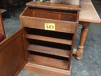 Lot 483 - bijbelkastje - afbeelding 3 van  4