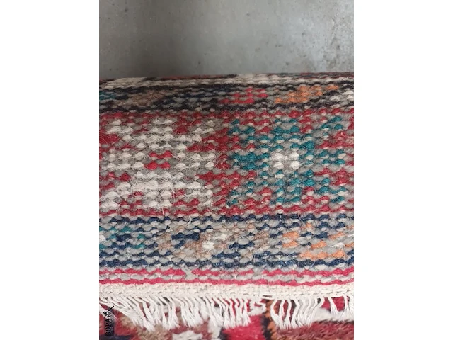 Lot 483 - handgeweven oosters tapijt - afbeelding 3 van  3