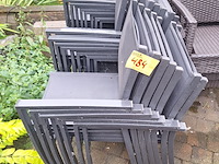 Lot 484 - terrasstoelen. 23 stuks - afbeelding 1 van  1