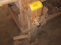 Lot 485 - houten werkbank - afbeelding 4 van  4