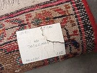Lot 486 - handgeweven oosters tapijt - afbeelding 5 van  5