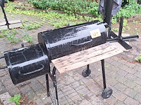 Lot 487 - bbq - afbeelding 1 van  1