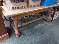 Lot 487 - eiken tafel - afbeelding 1 van  3
