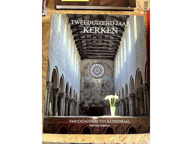 Lot 49 - de abdij van orval en tweeduizend jaar kerken - afbeelding 6 van  9