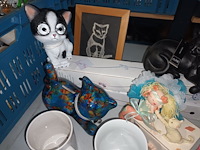 Lot 49 - decoratie met poezen - afbeelding 3 van  6