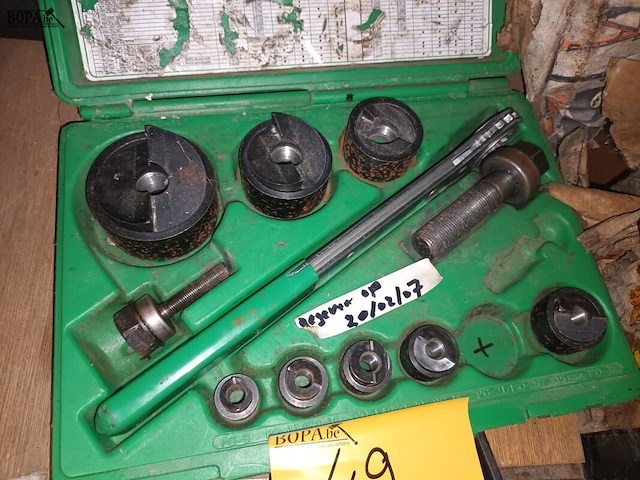 Lot 49 - greenlee gatenponsset - afbeelding 2 van  3