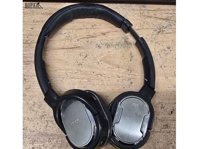 Lot 49 - koptelefoons jvc + phillips + nokia - afbeelding 3 van  4