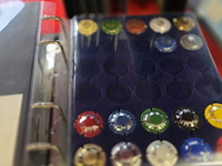 Lot 49 - lot champagnekurken en boeken - afbeelding 3 van  11