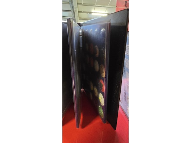 Lot 49 - lot champagnekurken en boeken - afbeelding 8 van  11