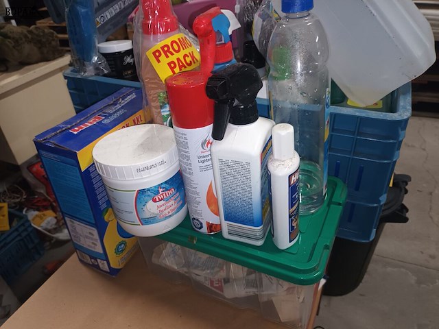 Lot 49 - lot onderhoudsproducten - afbeelding 3 van  4