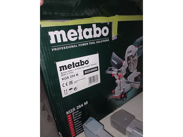 Lot 49 - metabo verstekzaagmachine - afbeelding 2 van  5