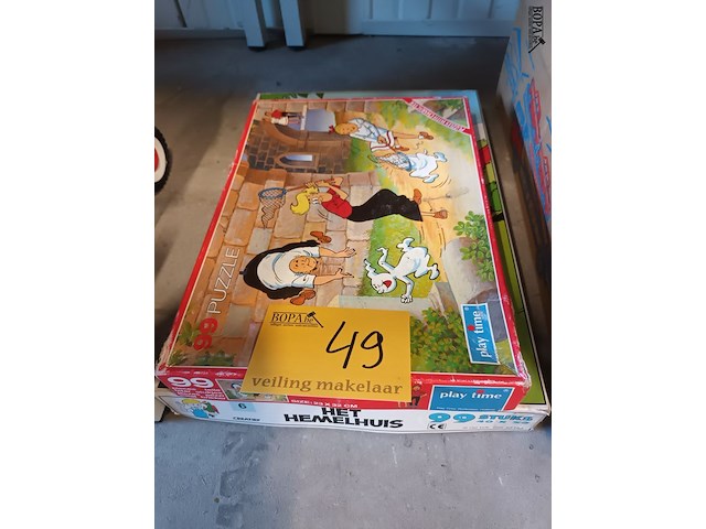 Lot 49 - puzzels. 2 stuks - afbeelding 1 van  3