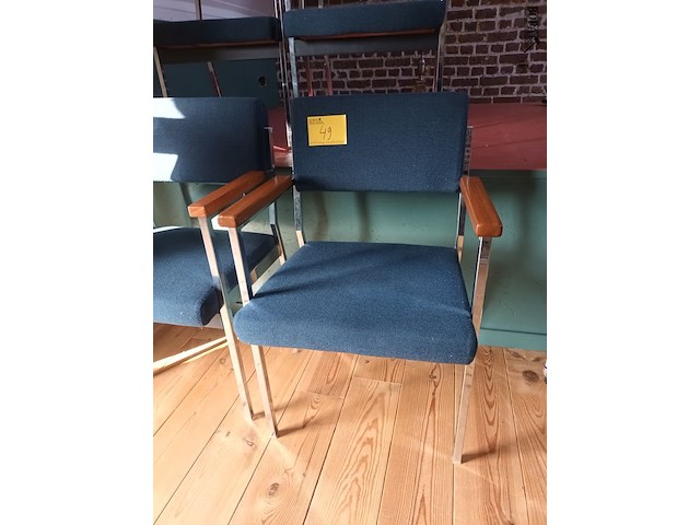 Lot 49 - retro armstoelen. 4 stuks - afbeelding 2 van  4