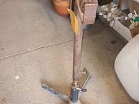 Lot 49 - rol steun - afbeelding 2 van  3