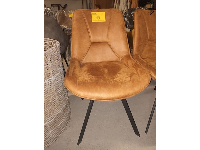 Lot 49 - stoel ben. 2 stuks - afbeelding 2 van  4