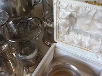 Lot 49 - verzilverd tafel deco. 15 stuks - afbeelding 4 van  6