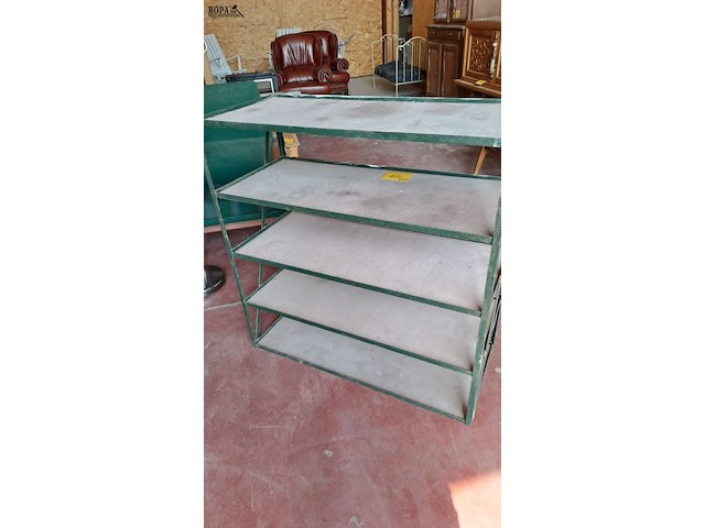 Lot 49 - vintage industriële stellingkast met groen ijzeren frame en - afbeelding 3 van  3
