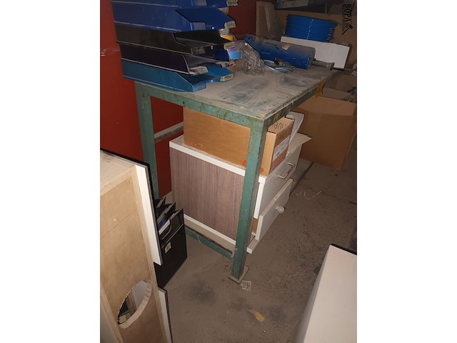 Lot 490 - werkbank - afbeelding 2 van  2