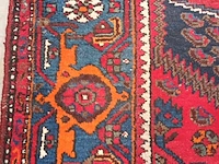 Lot 492 - handgeweven oosters tapijt - afbeelding 2 van  4