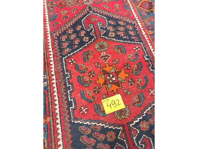 Lot 492 - handgeweven oosters tapijt - afbeelding 3 van  4