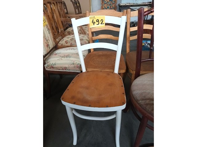 Lot 492 - stoelen thonet stijl. 4 stuks - afbeelding 4 van  4