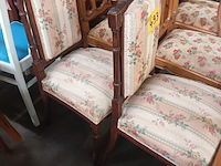 Lot 493 - antieke stoelen. 2 stuks - afbeelding 1 van  4