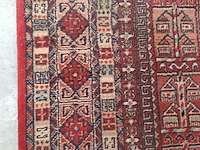 Lot 493 - handgeweven oosters tapijt - afbeelding 3 van  4