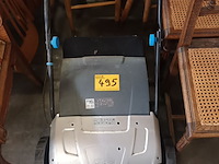 Lot 495 - verticuteermachine gamma - afbeelding 1 van  3