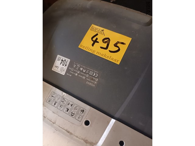 Lot 495 - verticuteermachine gamma - afbeelding 3 van  3