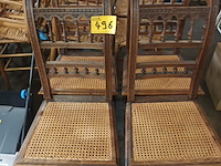 Lot 496 - antieke stoelen. 4 stuks - afbeelding 1 van  4