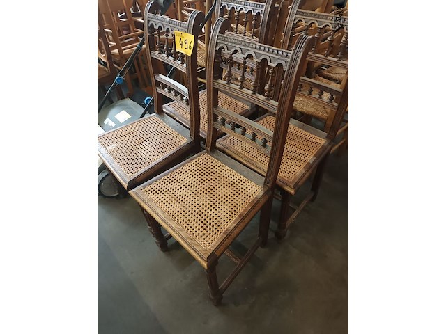 Lot 496 - antieke stoelen. 4 stuks - afbeelding 2 van  4
