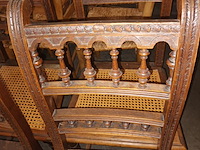Lot 496 - antieke stoelen. 4 stuks - afbeelding 3 van  4