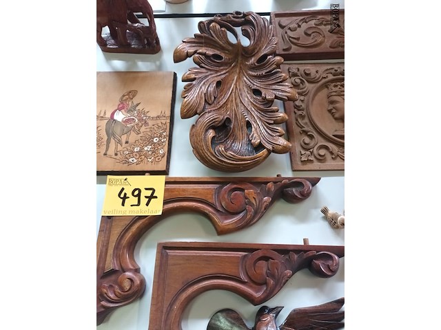 Lot 497 - houten decoratie. 25 stuks - afbeelding 3 van  6