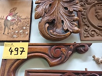 Lot 497 - houten decoratie. 25 stuks - afbeelding 3 van  6