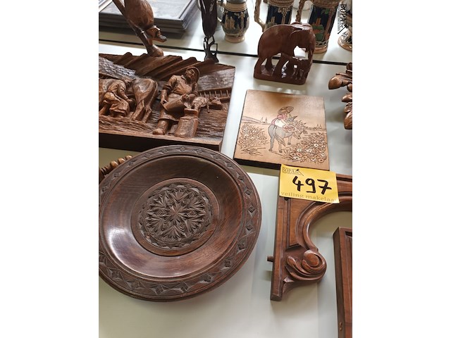 Lot 497 - houten decoratie. 25 stuks - afbeelding 4 van  6