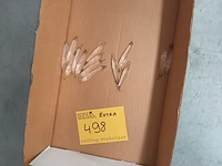 Lot 498 - kroonluchter sac de pèrles - afbeelding 2 van  5