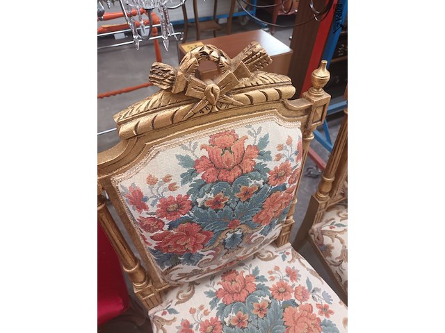 Lot 5 - antieke vergulde stoelen. 2 stuks - afbeelding 2 van  5